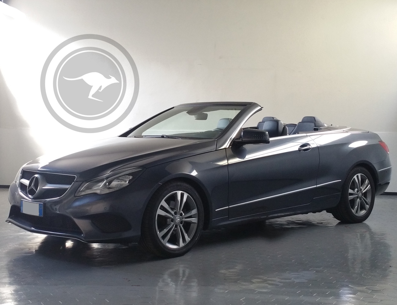 Mercedes-Benz E Class Cabrio Sportline for rent, find out